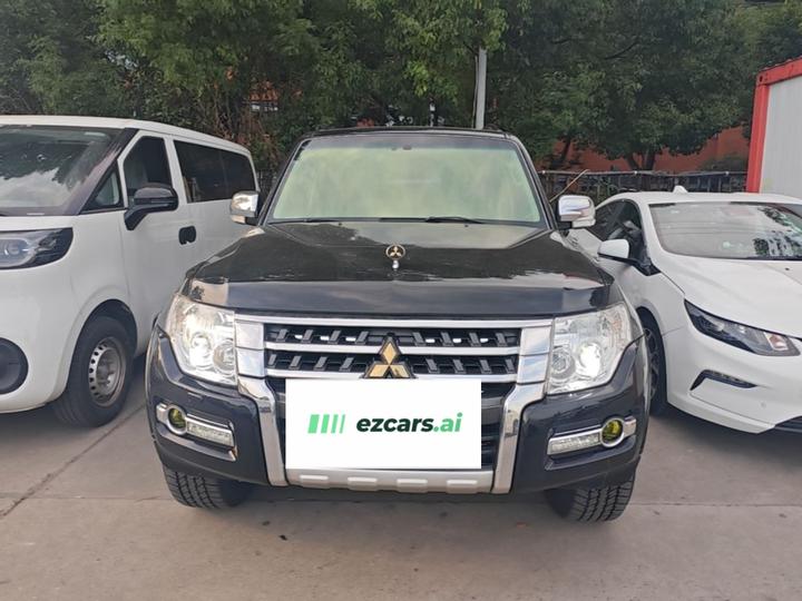 Pajero Parallel Import photo 2
