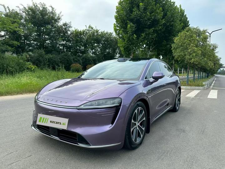 HIMA Luxeed R7 2024 EV 736km UItra