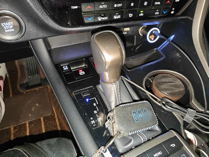 RX 2020 Facelift 300 RWD Elite photo 6
