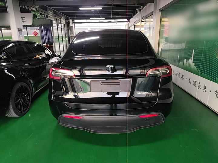 Model Y 2022 Facelift RWD photo 3