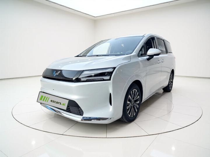 730 EV 2025 EV 500km Luxury