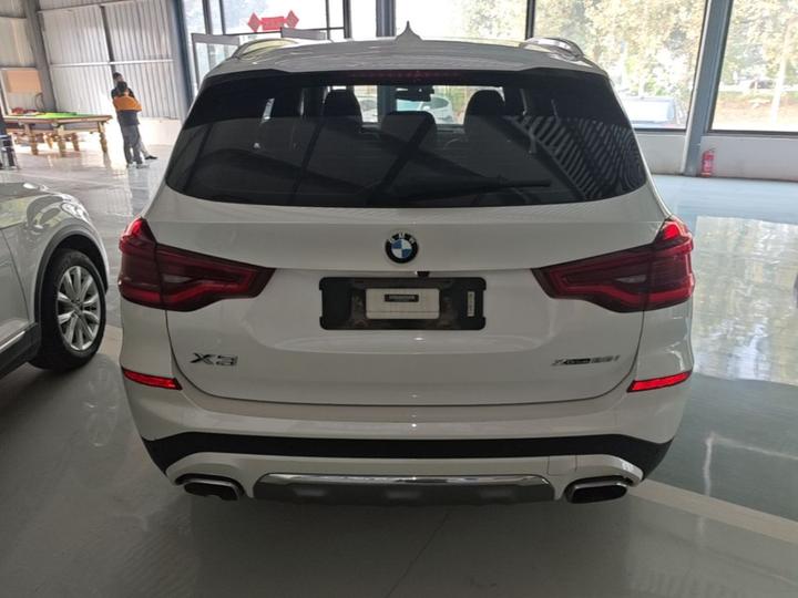 X3 2020 xDrive28i Luxury photo 5