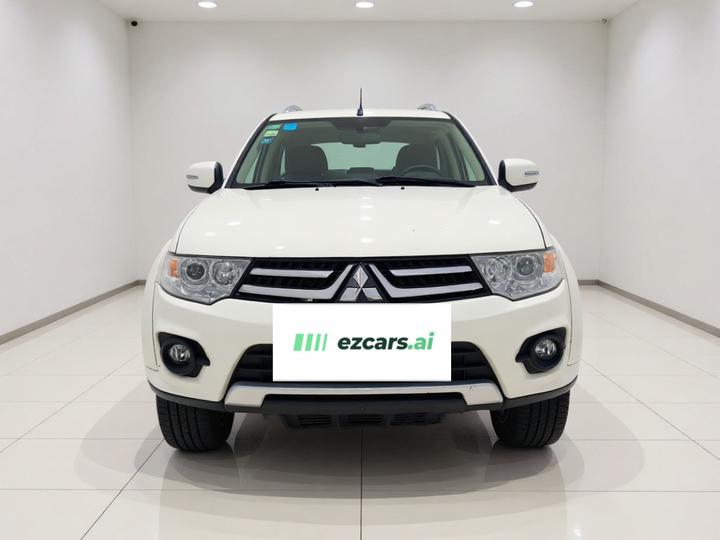 Pajero 2013 3.0L AT AWD Flagship photo 2