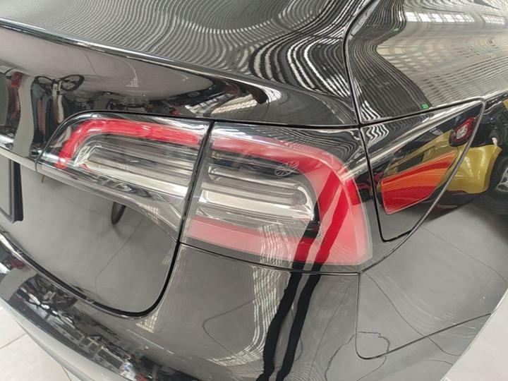 Model 3 2022 RWD photo 7