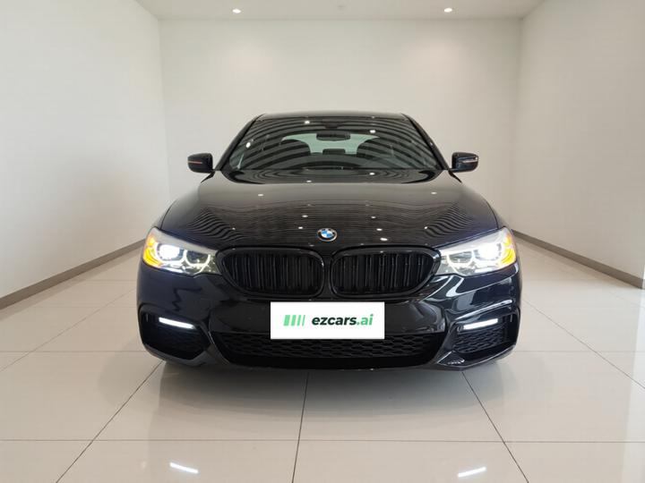 5 Series 2019 530Li Leading M Sport Package photo 2