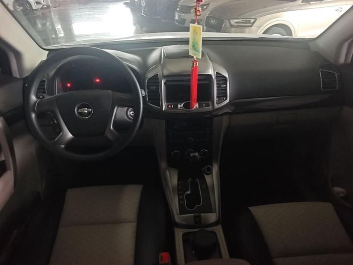 2014 2.4L RWD City 5-Seater photo 6