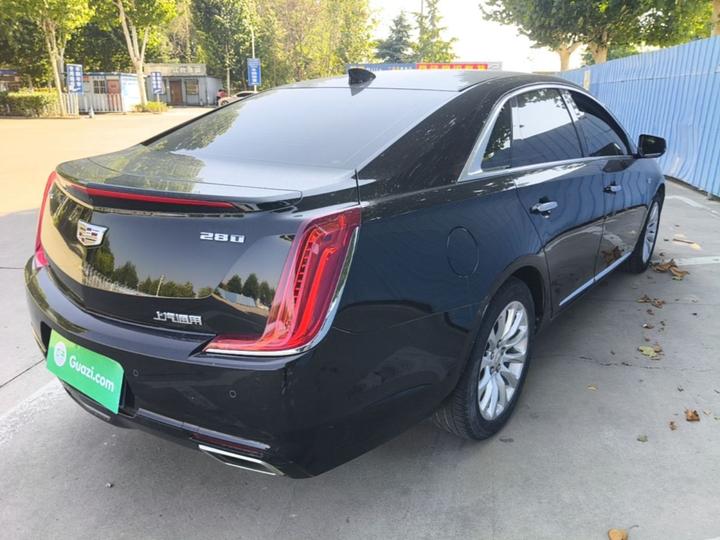 XTS 2018 28T Tech photo 6
