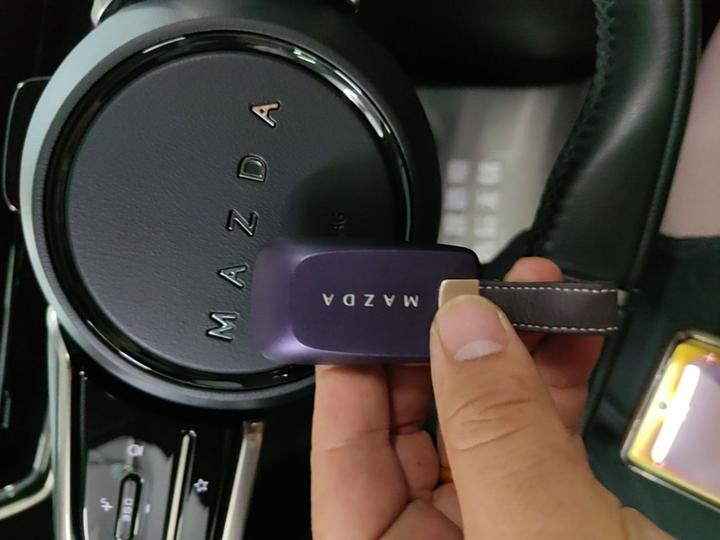 EZ-60 2025 EV 600 Pro photo 8