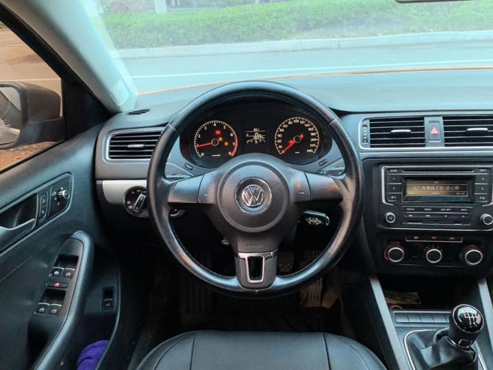Sagitar 2014 Facelift 1.6L MT Leading photo 6