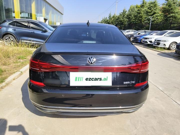 Passat 2023 Facelift 280TSI Business photo 3