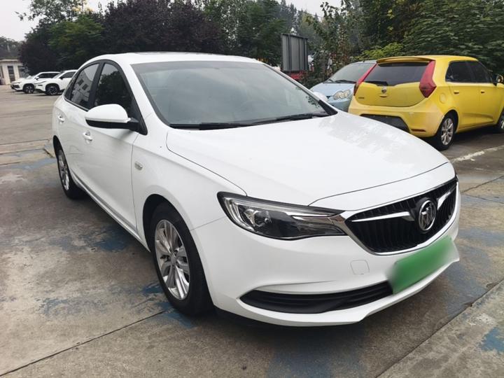 Excelle 2021 Facelift Classic 1.5L AT Elite photo 3