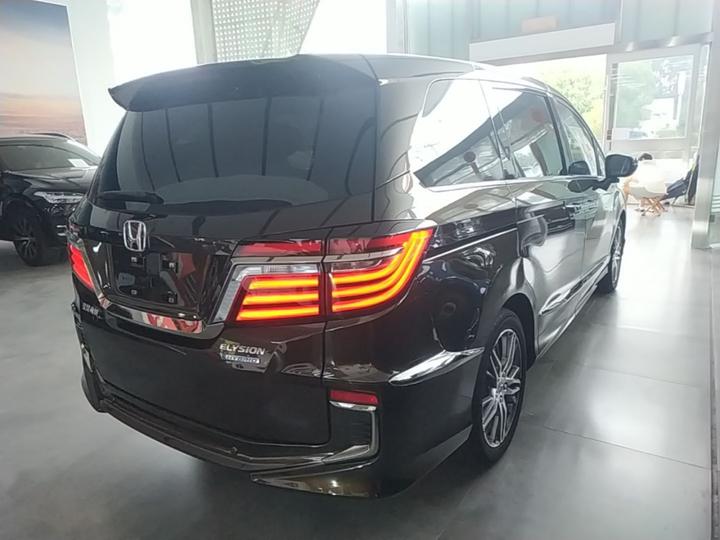 Elysion 2019 2.0L Hybrid Supreme photo 4