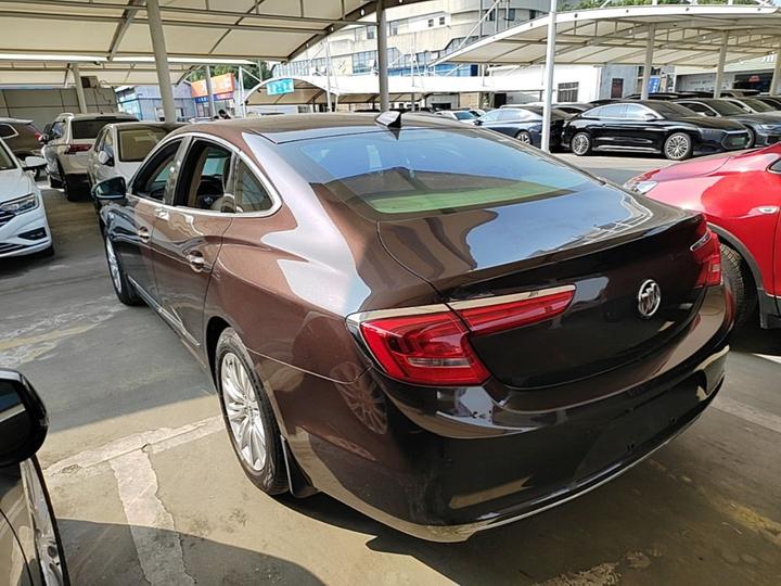 LaCrosse 2016 Facelift 20T Leading photo 4