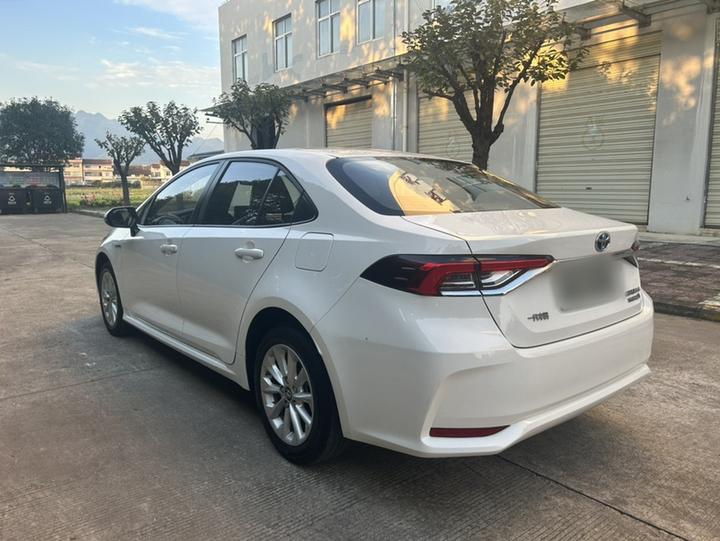 Corolla 2021 Hybrid 1.8L E-CVT Elite photo 3