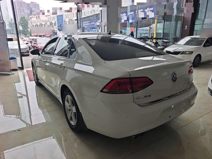 Lamando 2017 230TSI DSG photo 4