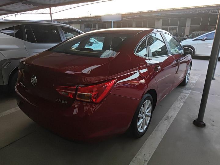 Verano 2015 Sedan 15S AT Leading photo 4