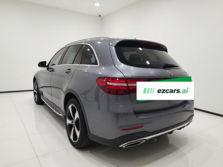 GLC 2019 GLC 260 L 4MATIC Luxury photo 4
