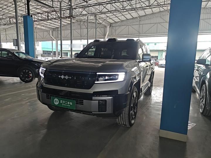 Fang Cheng Bao Leopard 8 2025 Flagship 6-Seater