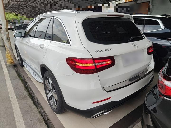 GLC 2017 GLC 260 4MATIC Luxury photo 4