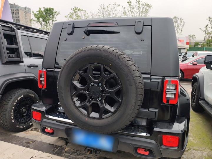 BJ40 2024 2.0D Honor photo 3