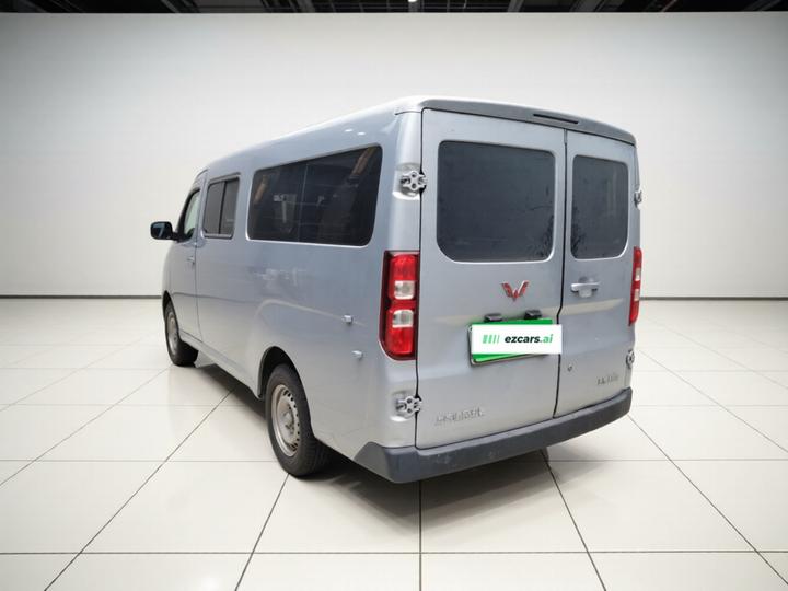 Wuling 2024 300km Comfort Bus 60kW photo 4