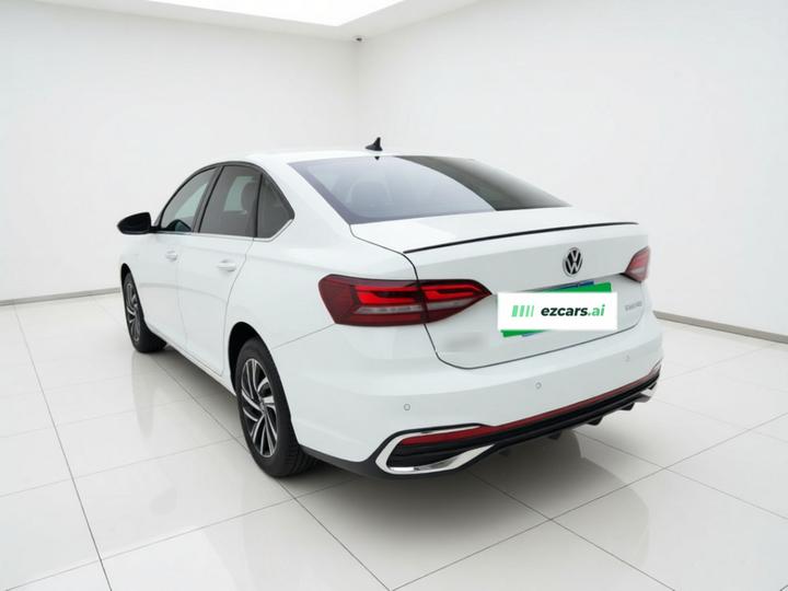 Lavida 2023 300TSI DSG Leading photo 4