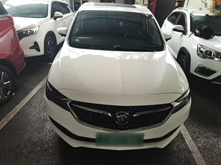 GL6 2019 18T 6-Seater Elite China VI photo 2