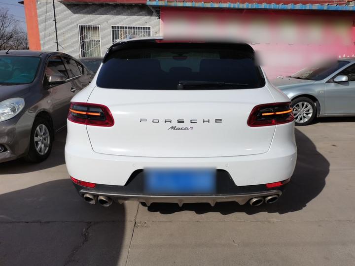2014 Macan 2.0T photo 4