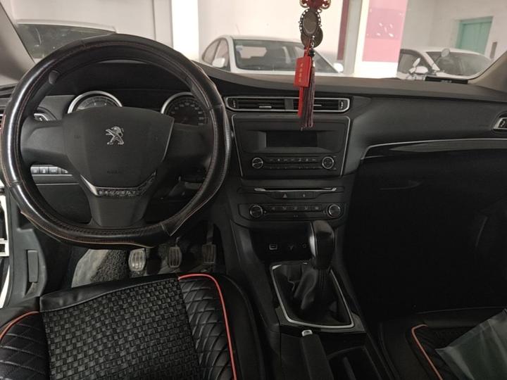 408 2014 1.8L MT Leading photo 6