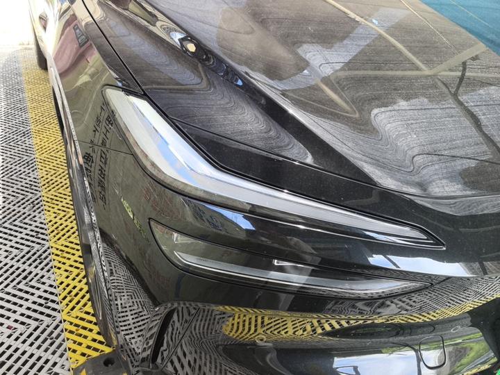 L60 2024 60kWh RWD photo 7