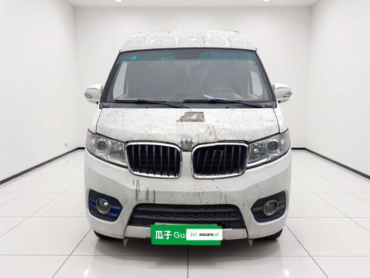 E5 2019 E5L EV Van 39.9kWh photo 2