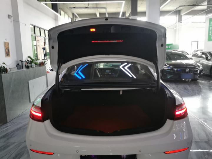 E-Class Imported 2023 E 260 Coupe photo 8