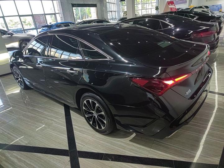 Avalon 2023 2.0L Luxury photo 4