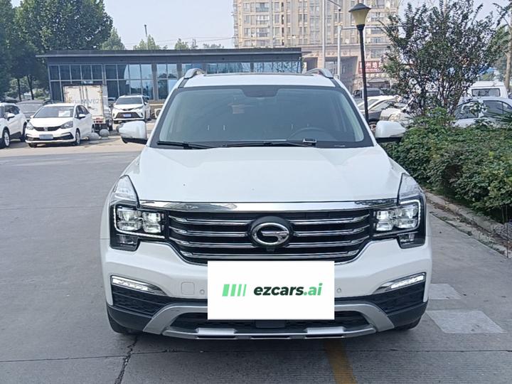 GAC Trumpchi GS8 2017 320T AWD Luxury Connected 7-Seater photo 2