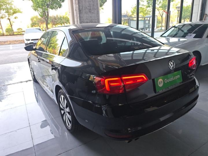 Sagitar 2017 230TSI AT Comfort photo 4