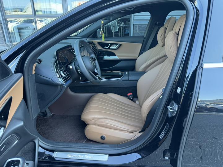 E-Class 2025 E 260 L photo 7