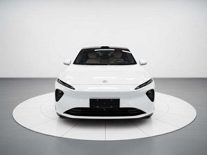ET7 2022 100kWh Launch Edition photo 2