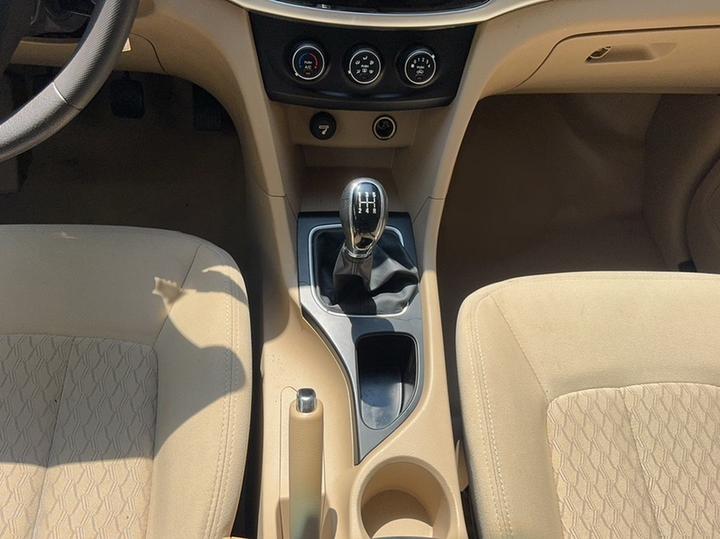 730 2016 Facelift 1.5L MT Standard 7-Seater China V photo 6