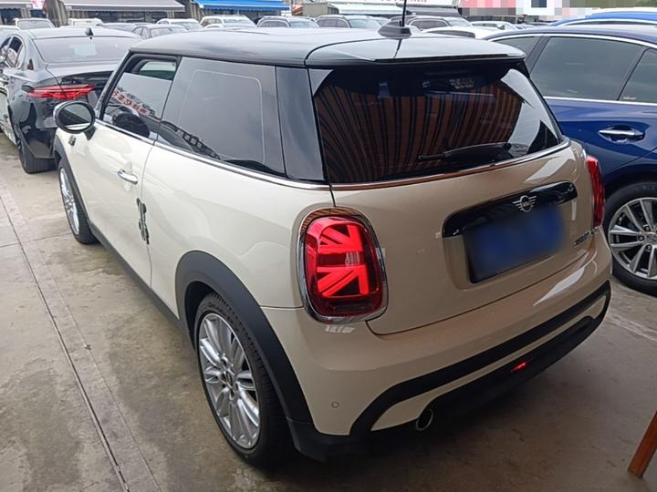 2022 1.5T COOPER Classic photo 4