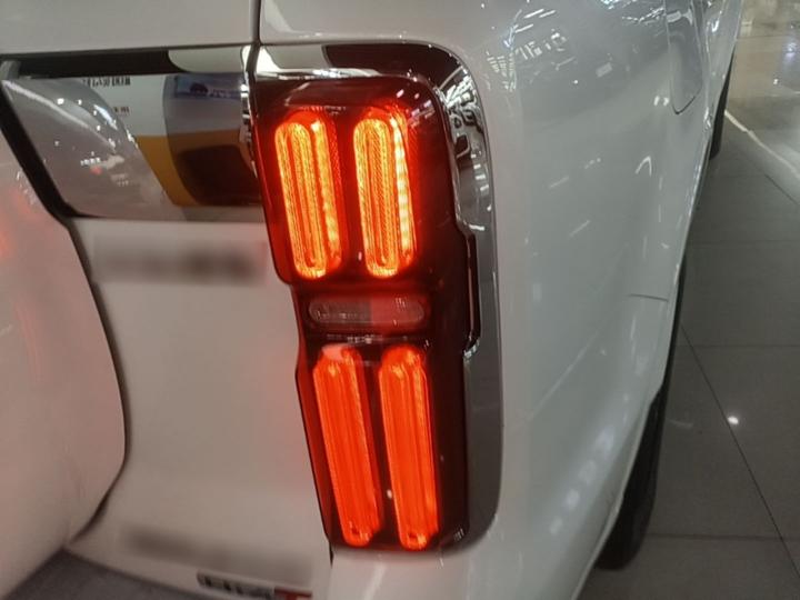 500 EV 2026 Hi4-T Smart photo 7