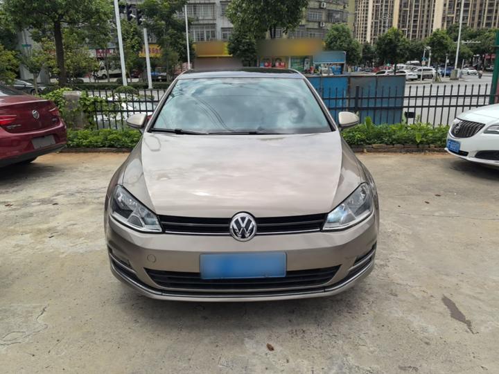 Golf 2016 230TSI AT Comfort photo 2