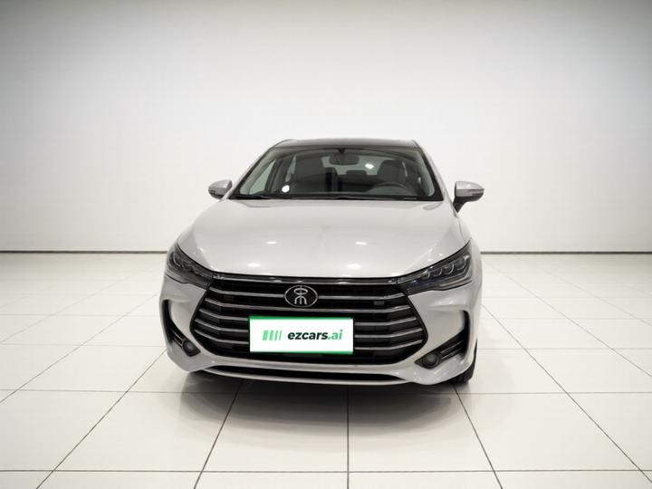 Song MAX 2017 1.5T AT Connected Elite 7-Seater photo 2