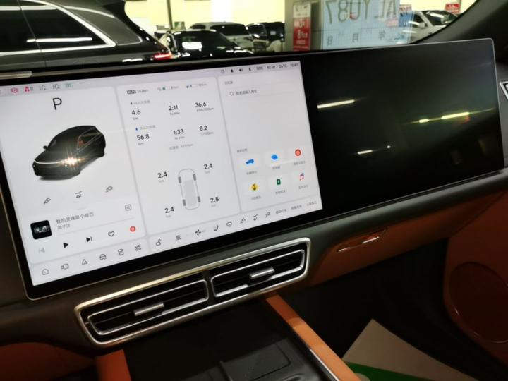 Li L8 2025 Max Smart Refresh Edition photo 4