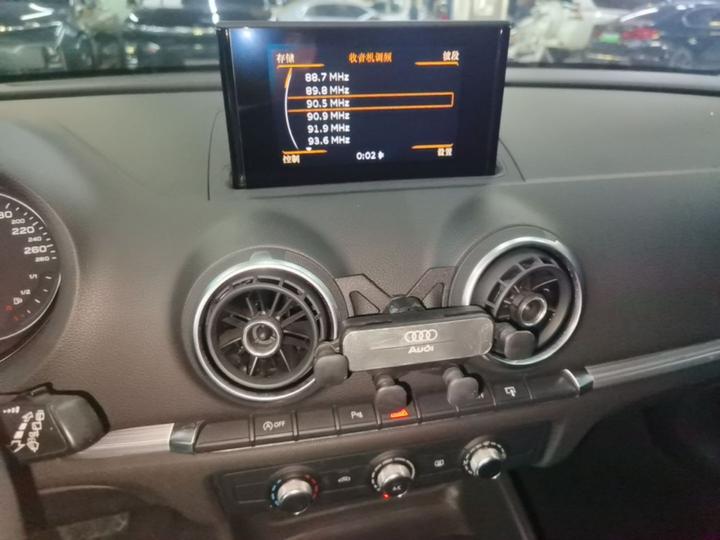 A3 2016 Sportback 35 TFSI photo 8