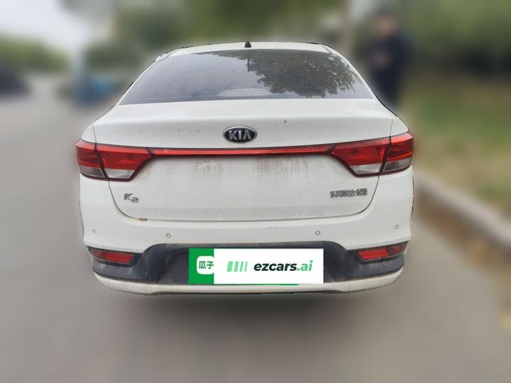 K2 2017 Sedan 1.4L MT GLS photo 5