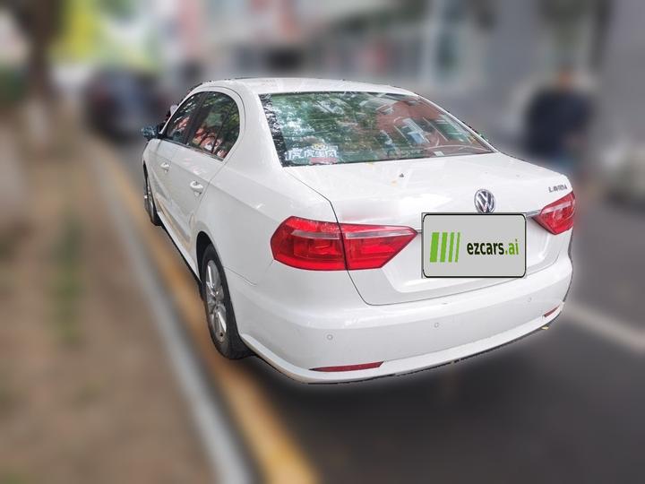 Lavida 2013 Facelift Classic 1.6L AT Comfort photo 4
