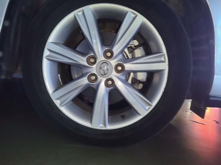 Previa 2006 2.4L 7 Luxury photo 8
