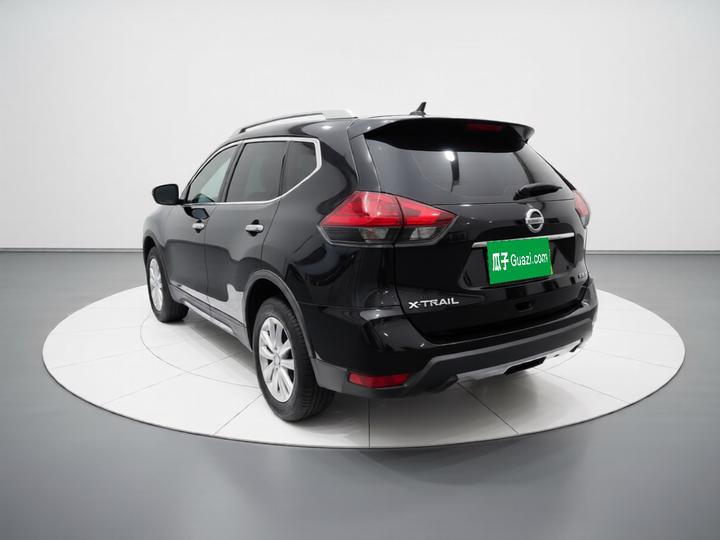 X-Trail 2021 2.0L CVT 2WD XL ITS Comfort Anniversary Edition photo 4
