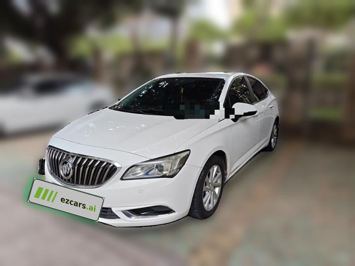 Verano 2015 Sedan 15S AT Leading