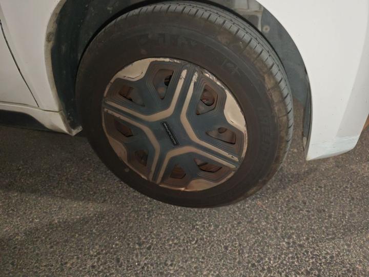 E200 2019 250KM photo 8